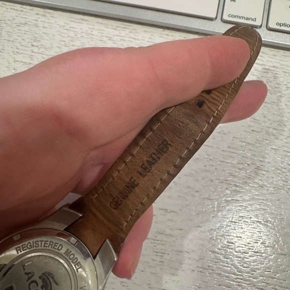 Lacoste Watch (3520D Sports Watch) (needs new battery) - Picture 4 of 10